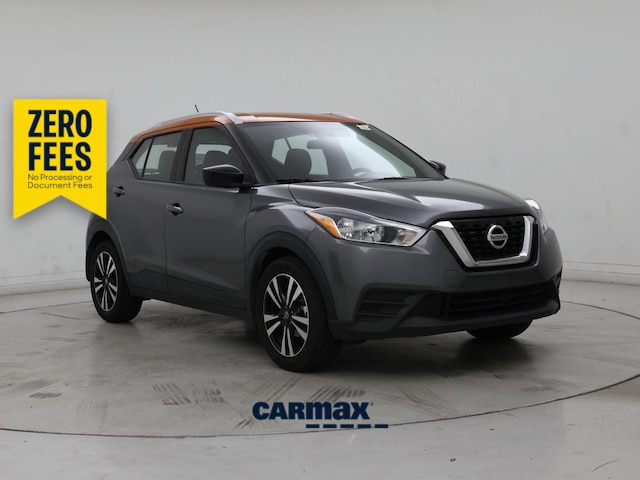 Silver 2019 Nissan Kicks SUV / Crossover Front-Wheel Drive Automatic