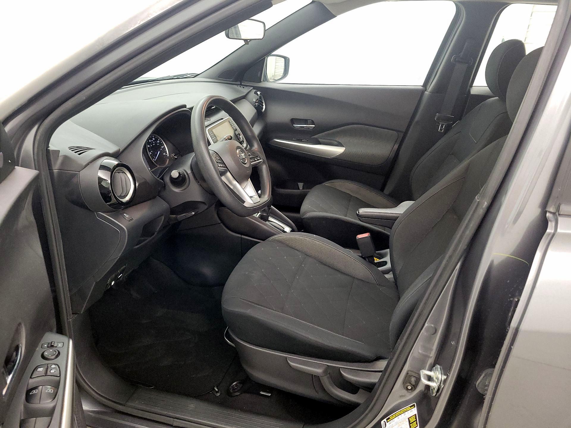 Thumbnail: 2019 Nissan Kicks - 11