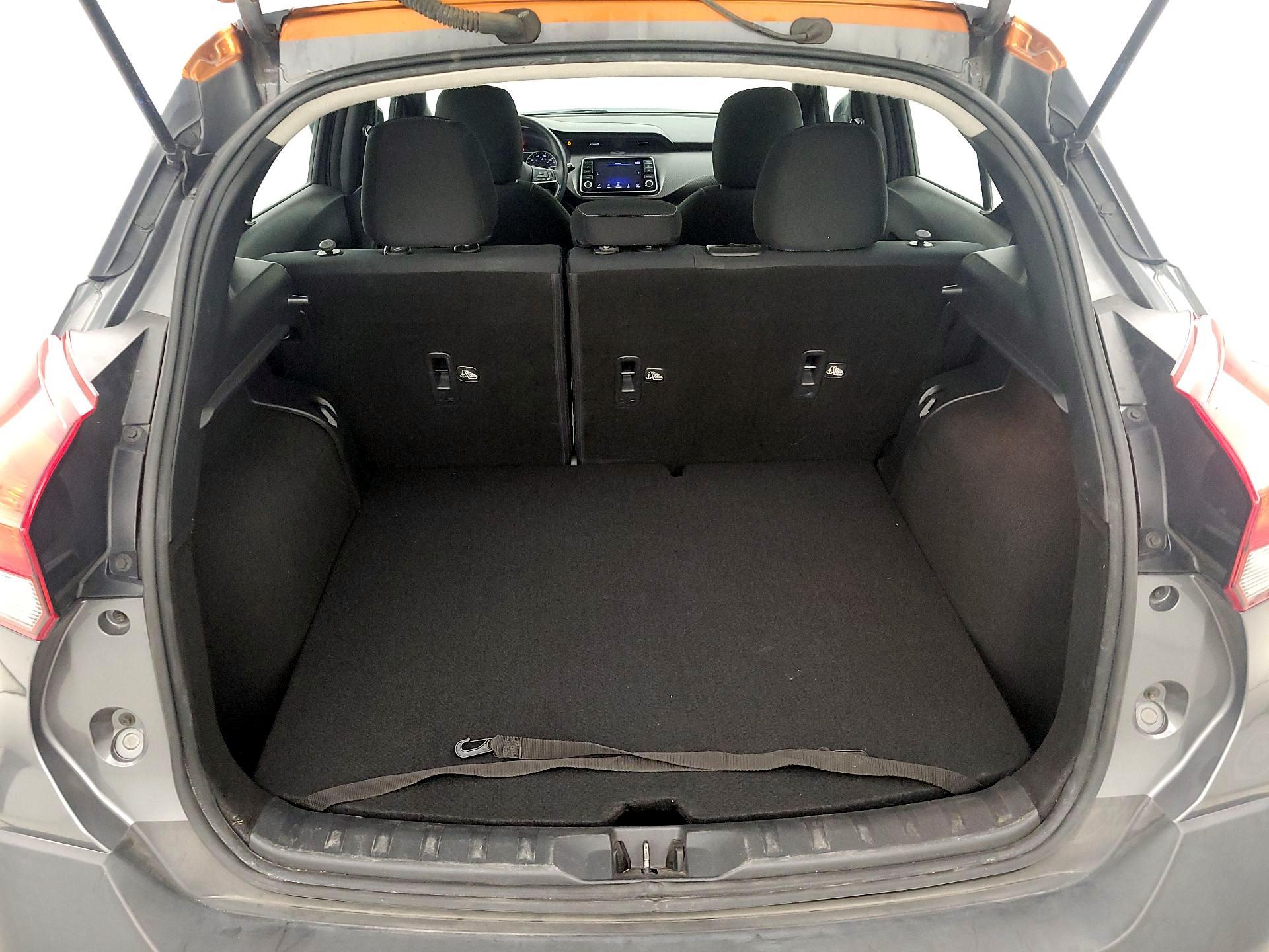 Thumbnail: 2019 Nissan Kicks - 16