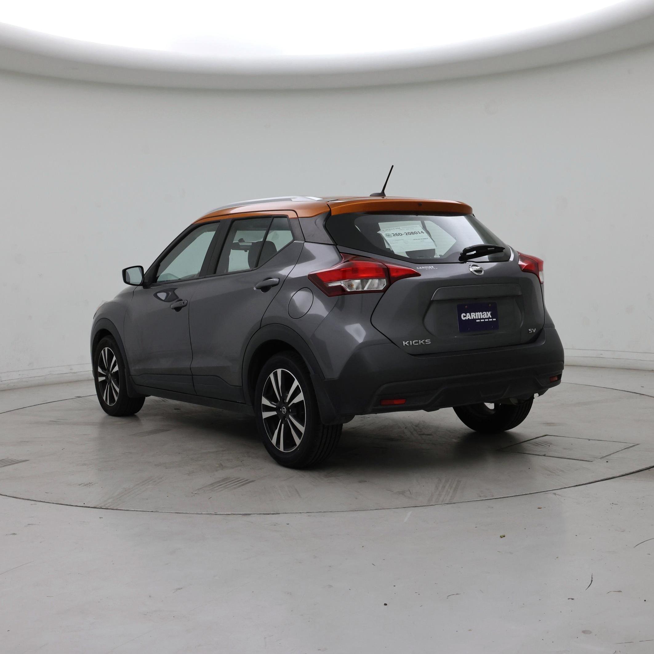 Thumbnail: 2019 Nissan Kicks - 2