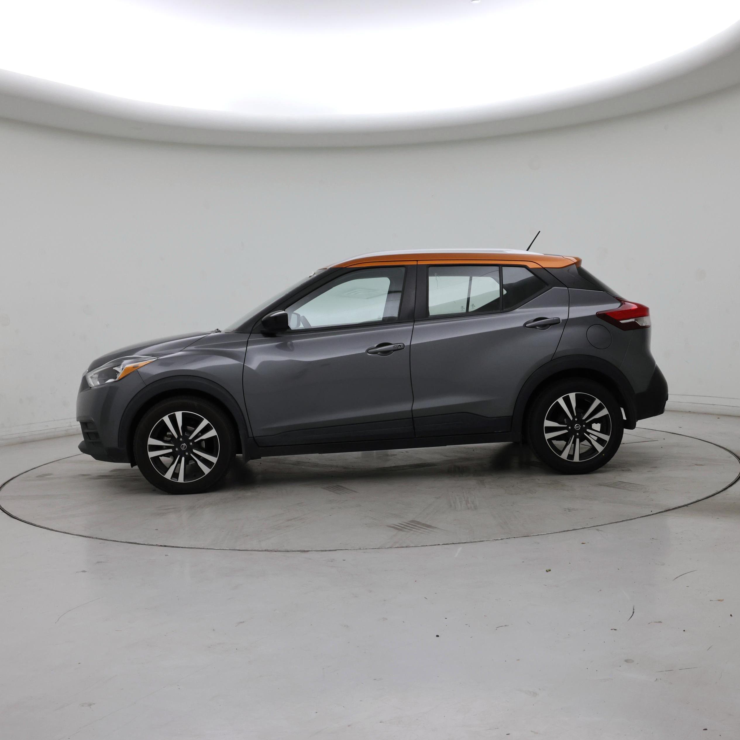 Thumbnail: 2019 Nissan Kicks - 3