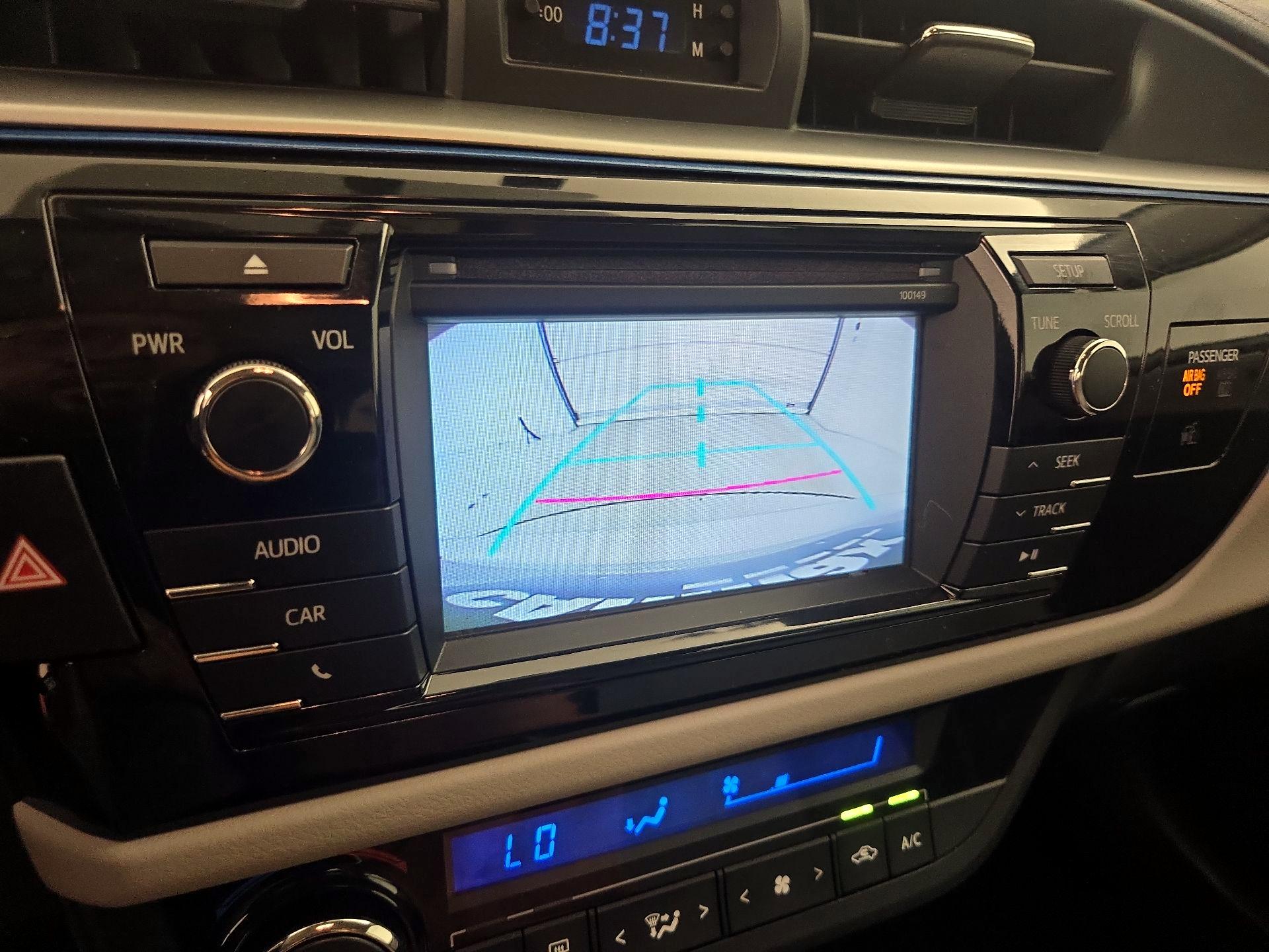Thumbnail: 2015 Toyota Corolla - 14
