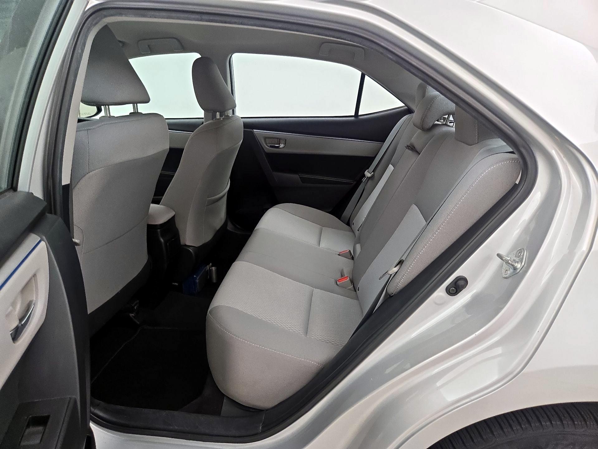 Thumbnail: 2015 Toyota Corolla - 19