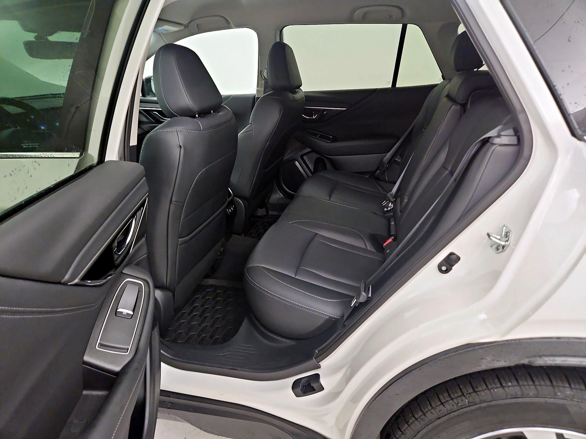Thumbnail: 2022 Subaru Outback - 19