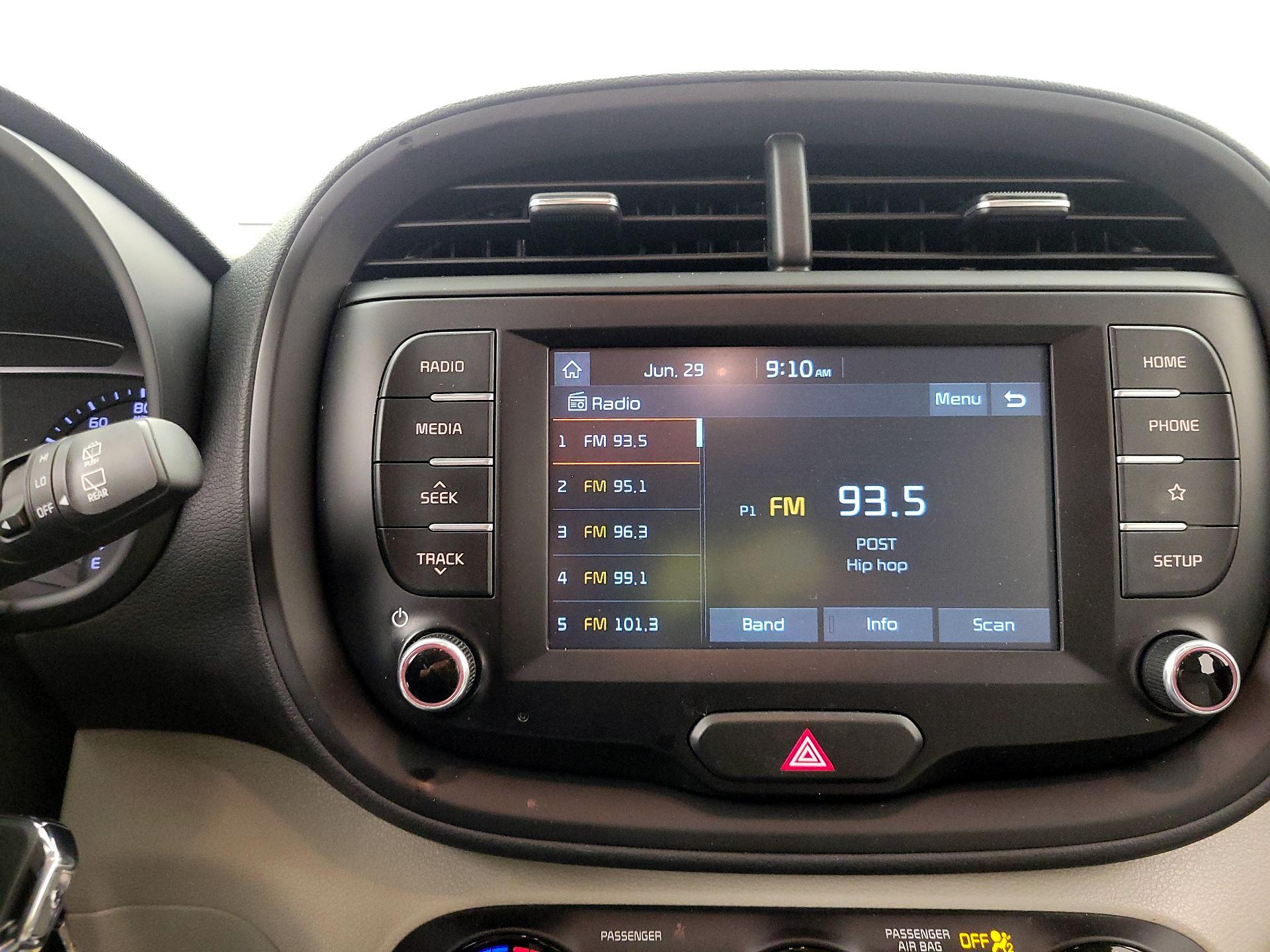 Thumbnail: 2020 Kia Soul - 15