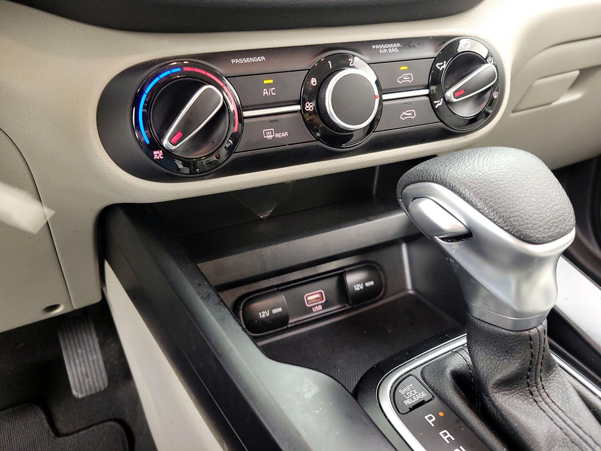 Thumbnail: 2020 Kia Soul - 18