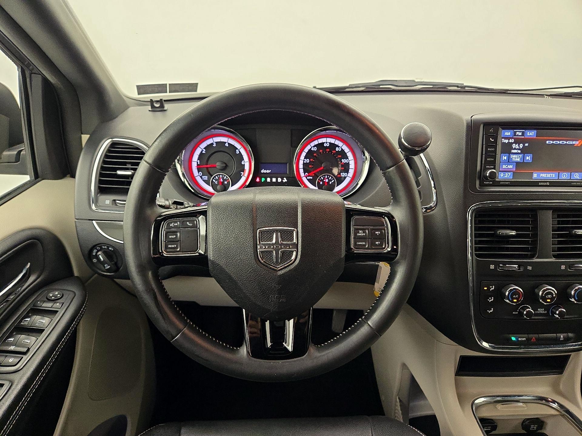 Thumbnail: 2019 Dodge Grand Caravan - 10