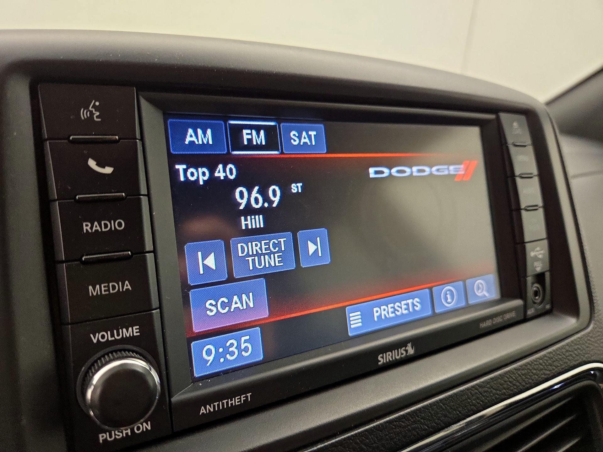 Thumbnail: 2019 Dodge Grand Caravan - 15