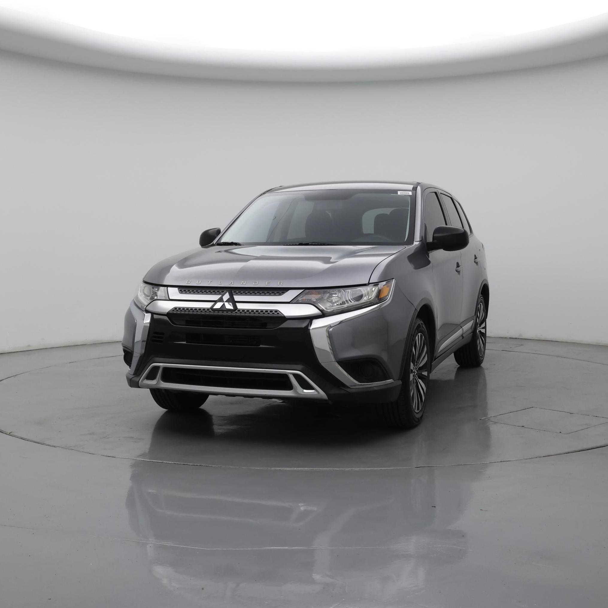 Thumbnail: 2019 Mitsubishi Outlander - 4