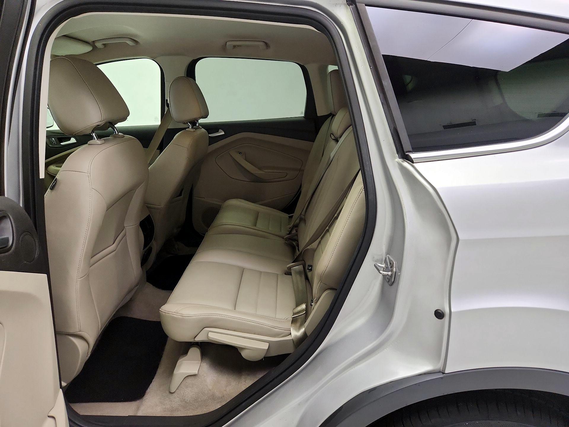 Thumbnail: 2016 Ford Escape - 20