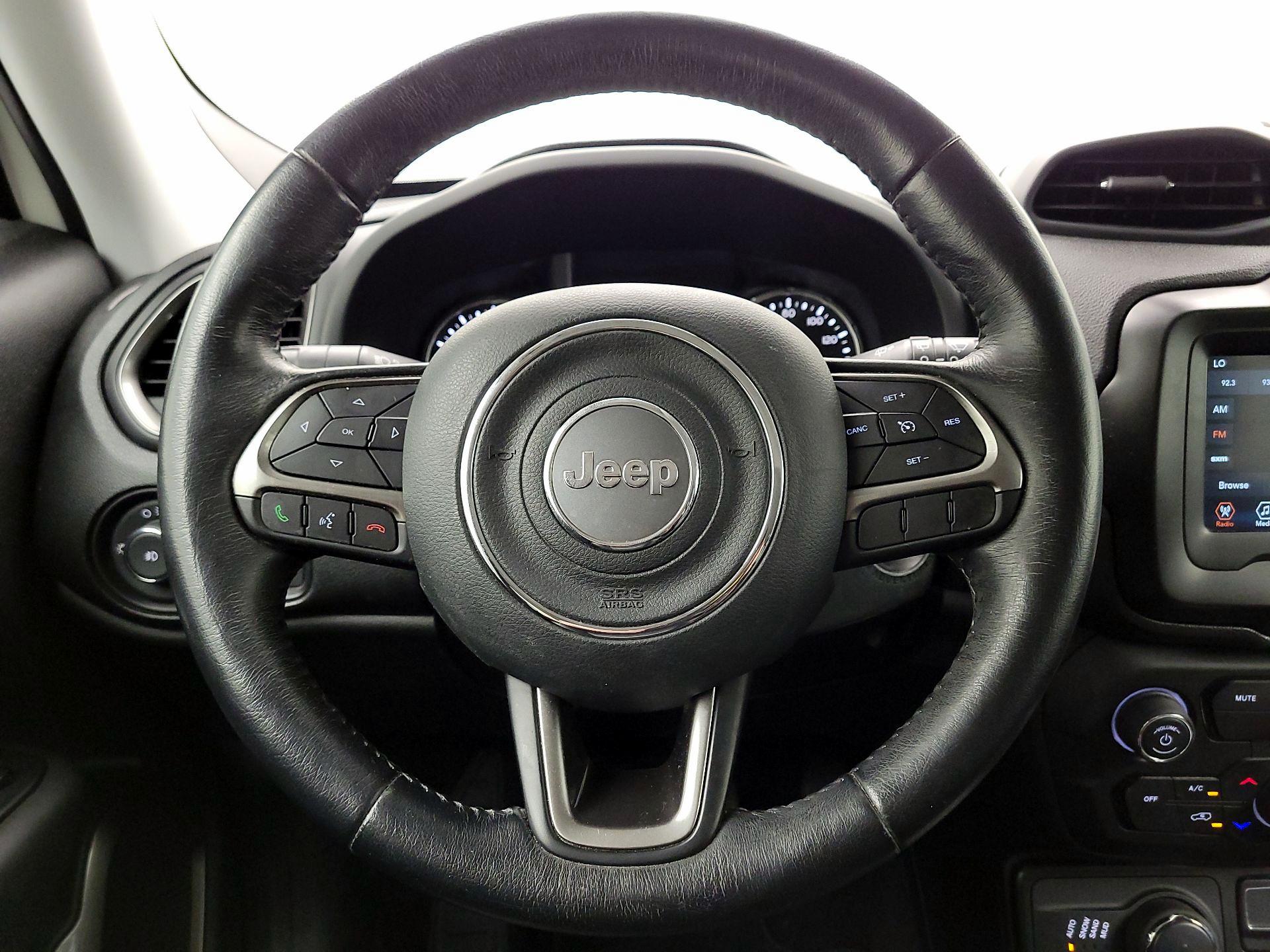 Thumbnail: 2020 Jeep Renegade - 10