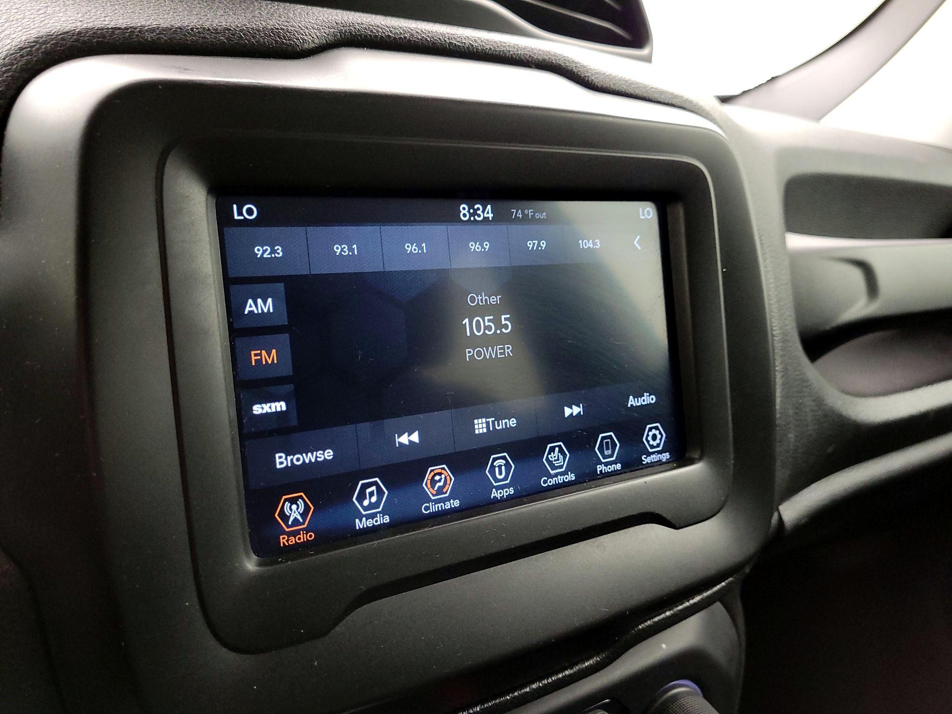 Thumbnail: 2020 Jeep Renegade - 15