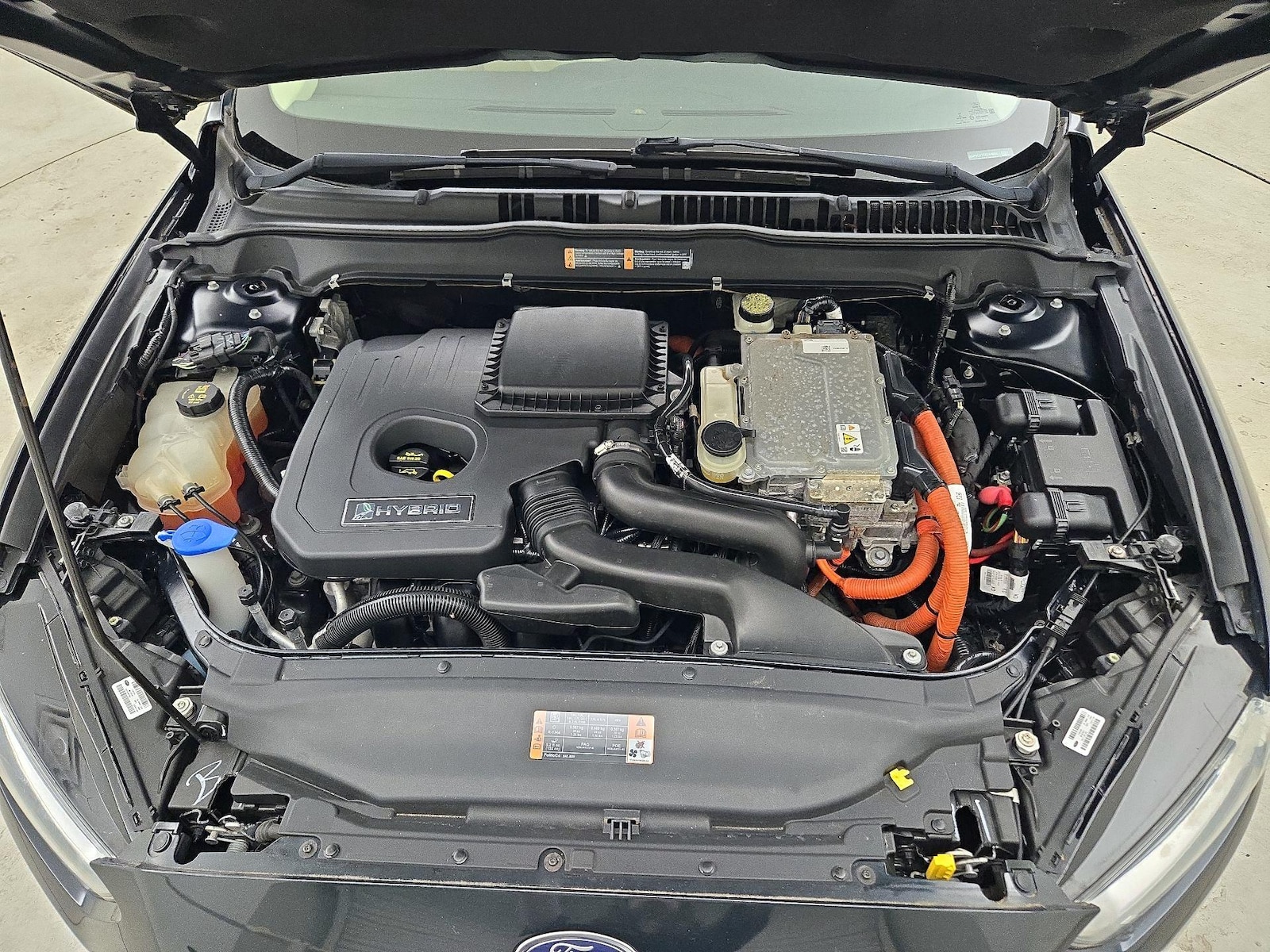 2014 Ford Fusion SE Hybrid - Photo 19
