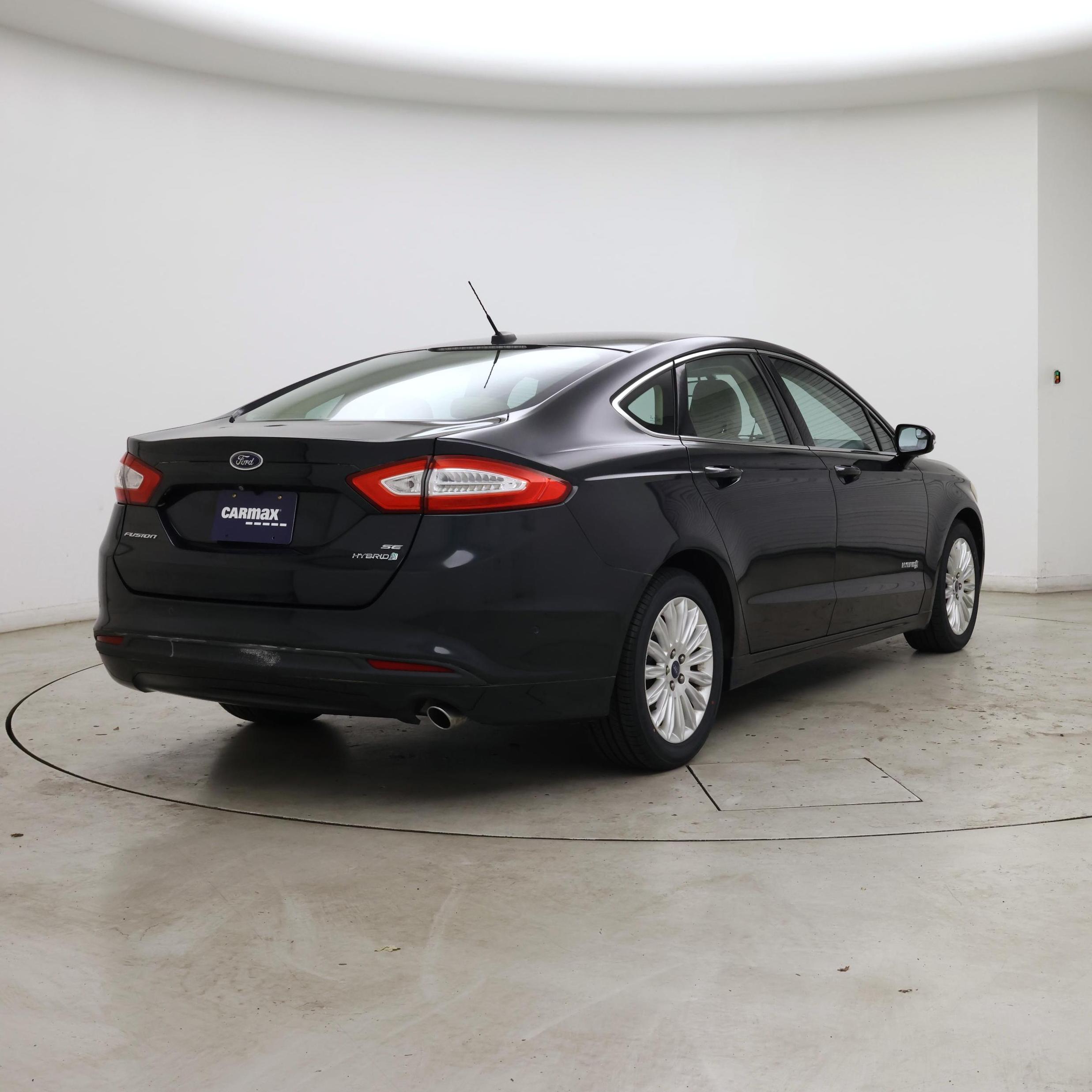 Thumbnail: 2014 Ford Fusion - 8