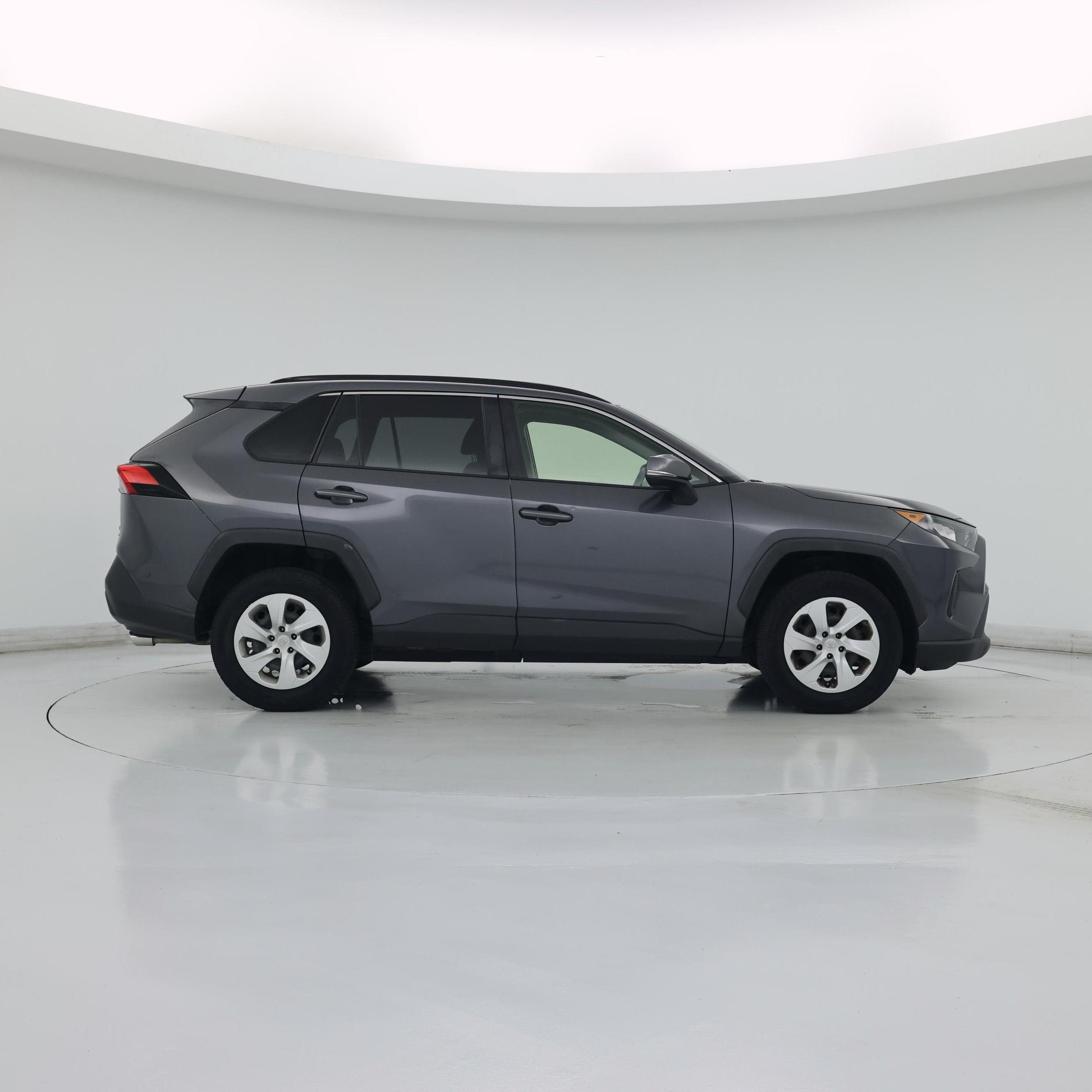 Thumbnail: 2019 Toyota RAV4 - 7