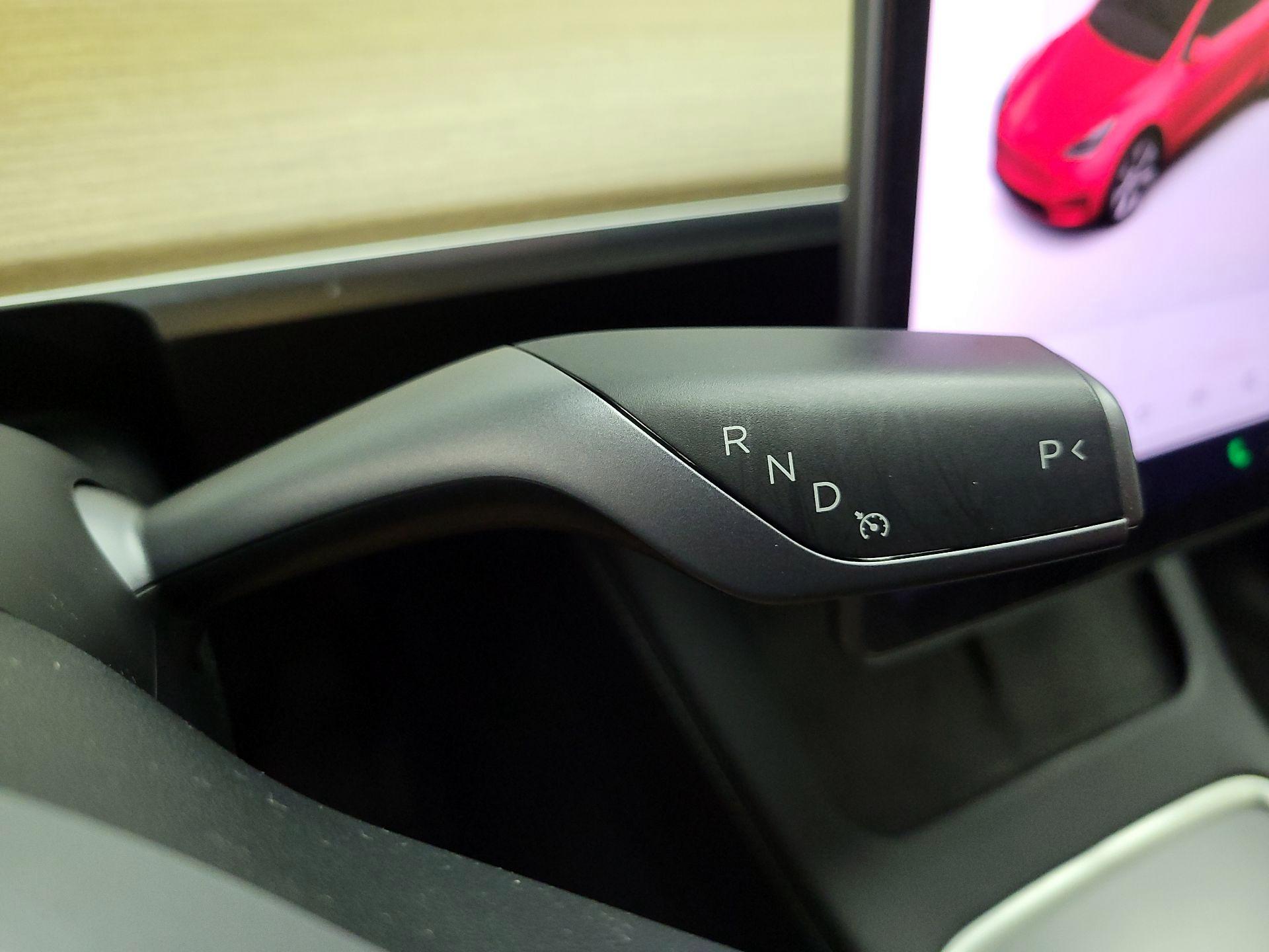 Thumbnail: 2022 Tesla Model Y - 16