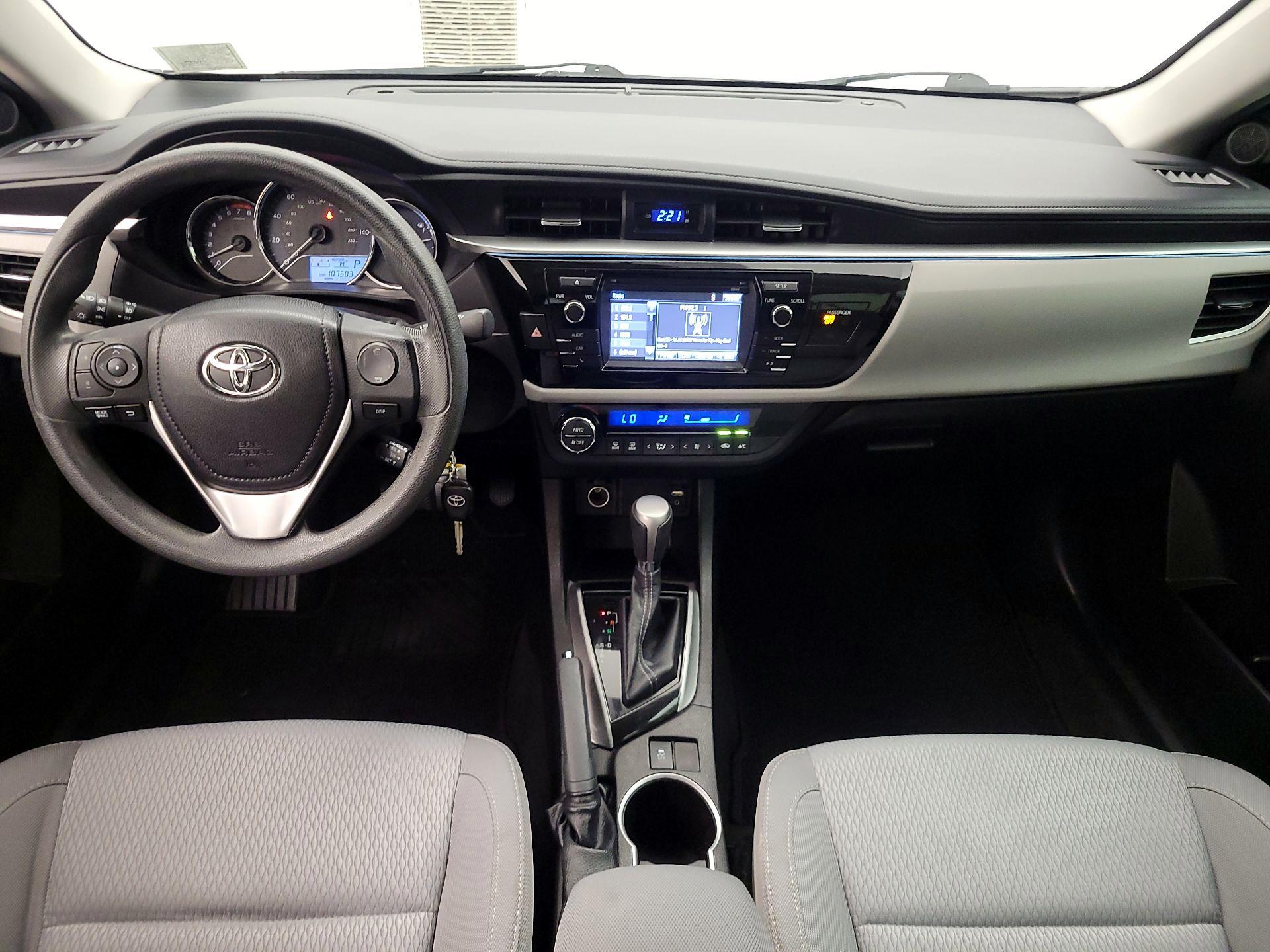 Thumbnail: 2015 Toyota Corolla - 9