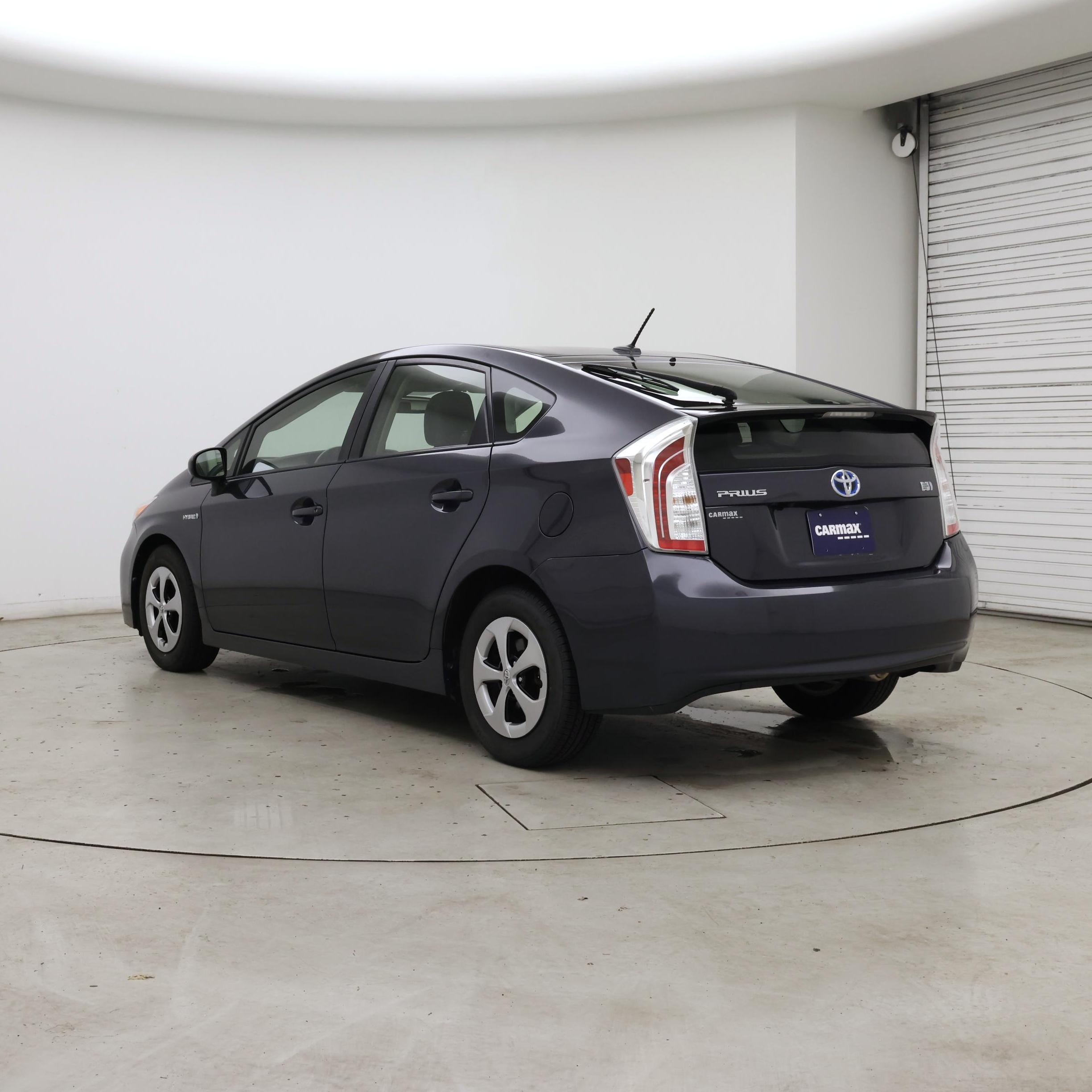 Thumbnail: 2015 Toyota Prius - 2