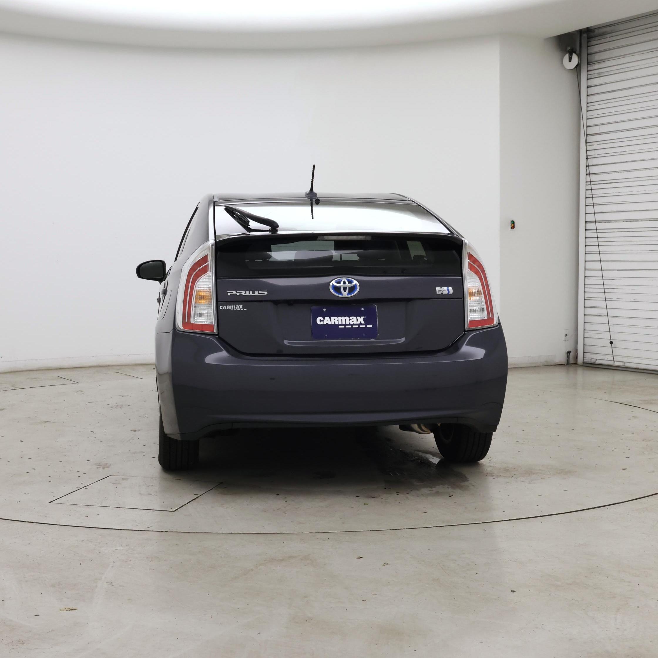 Thumbnail: 2015 Toyota Prius - 6