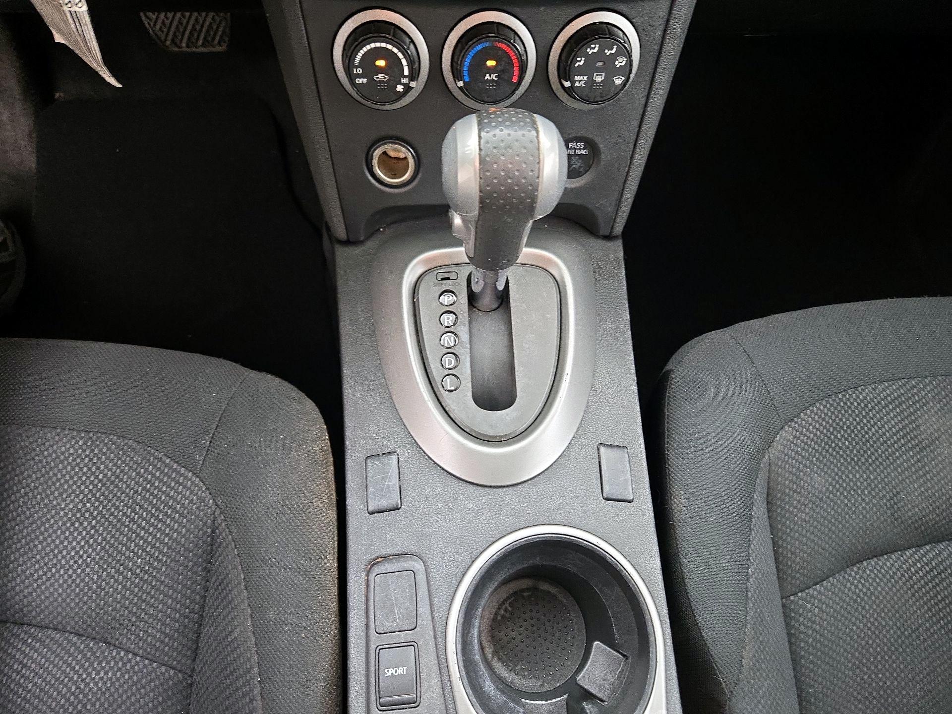 Thumbnail: 2014 Nissan Rogue - 16