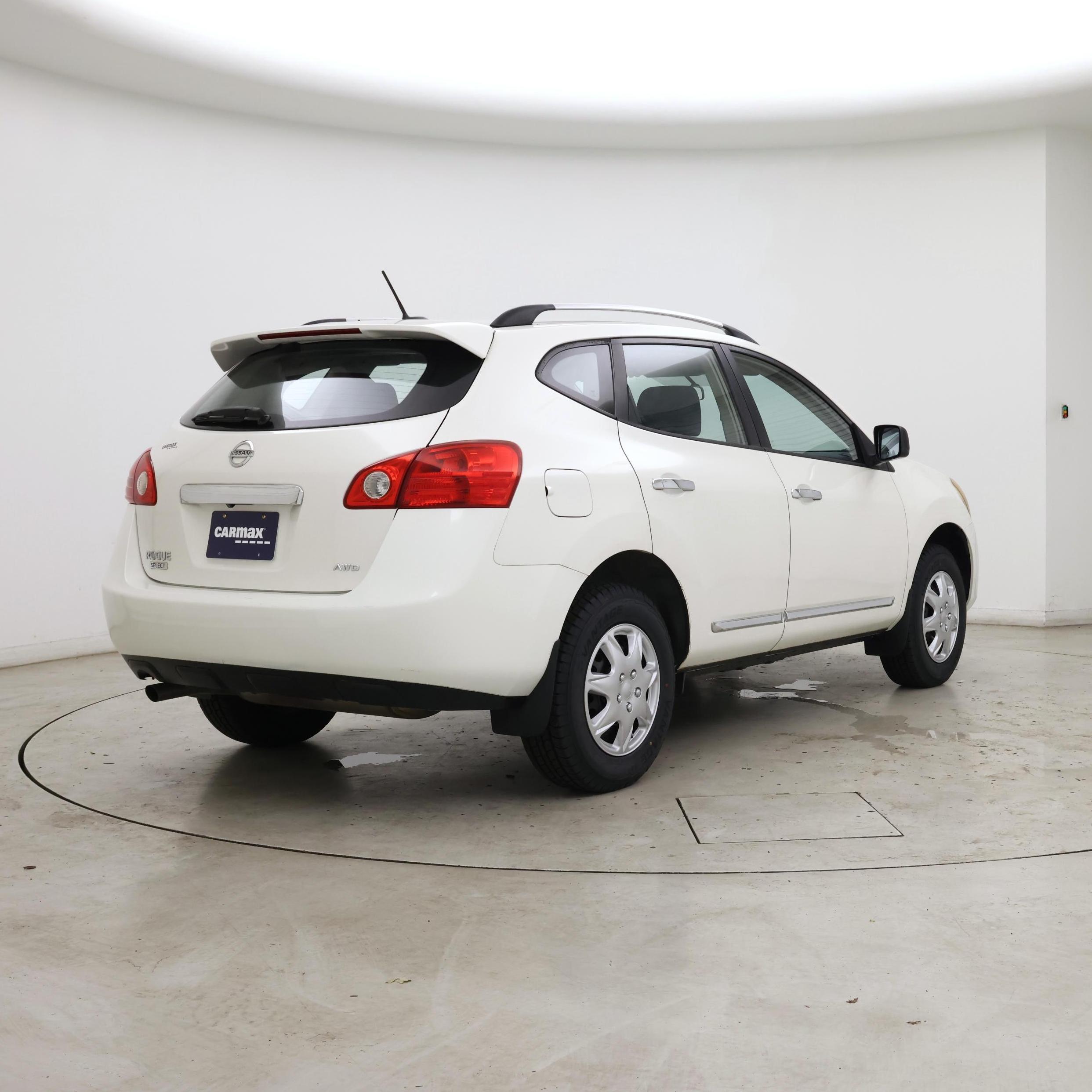 Thumbnail: 2014 Nissan Rogue - 8