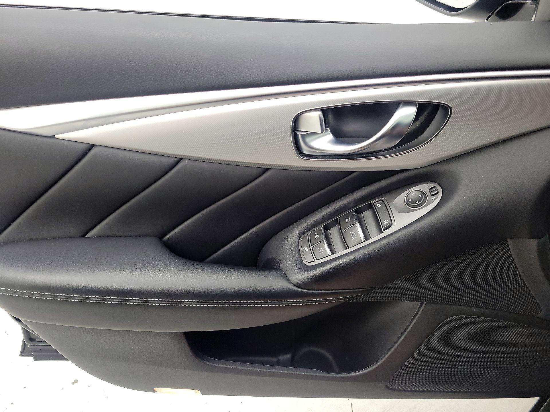 Thumbnail: 2020 INFINITI Q50 - 12