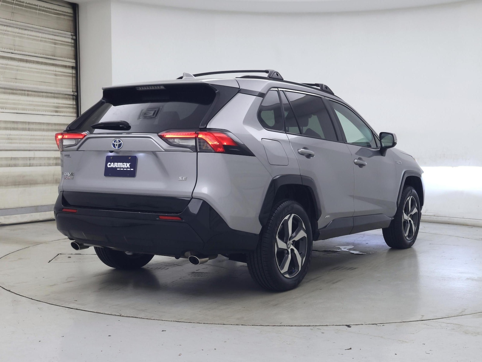 2023 Toyota RAV4 SE - Photo 9