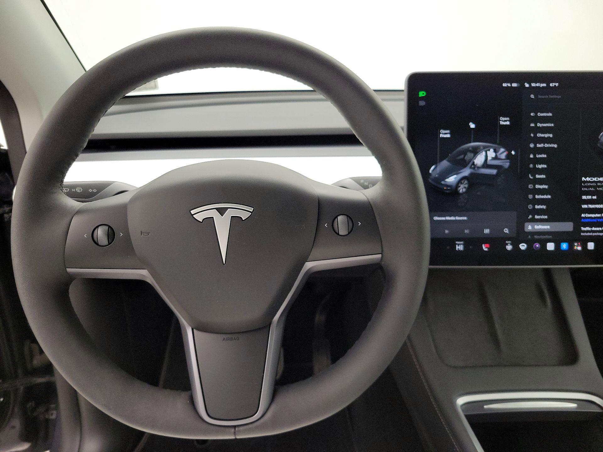 Thumbnail: 2023 Tesla Model Y - 10