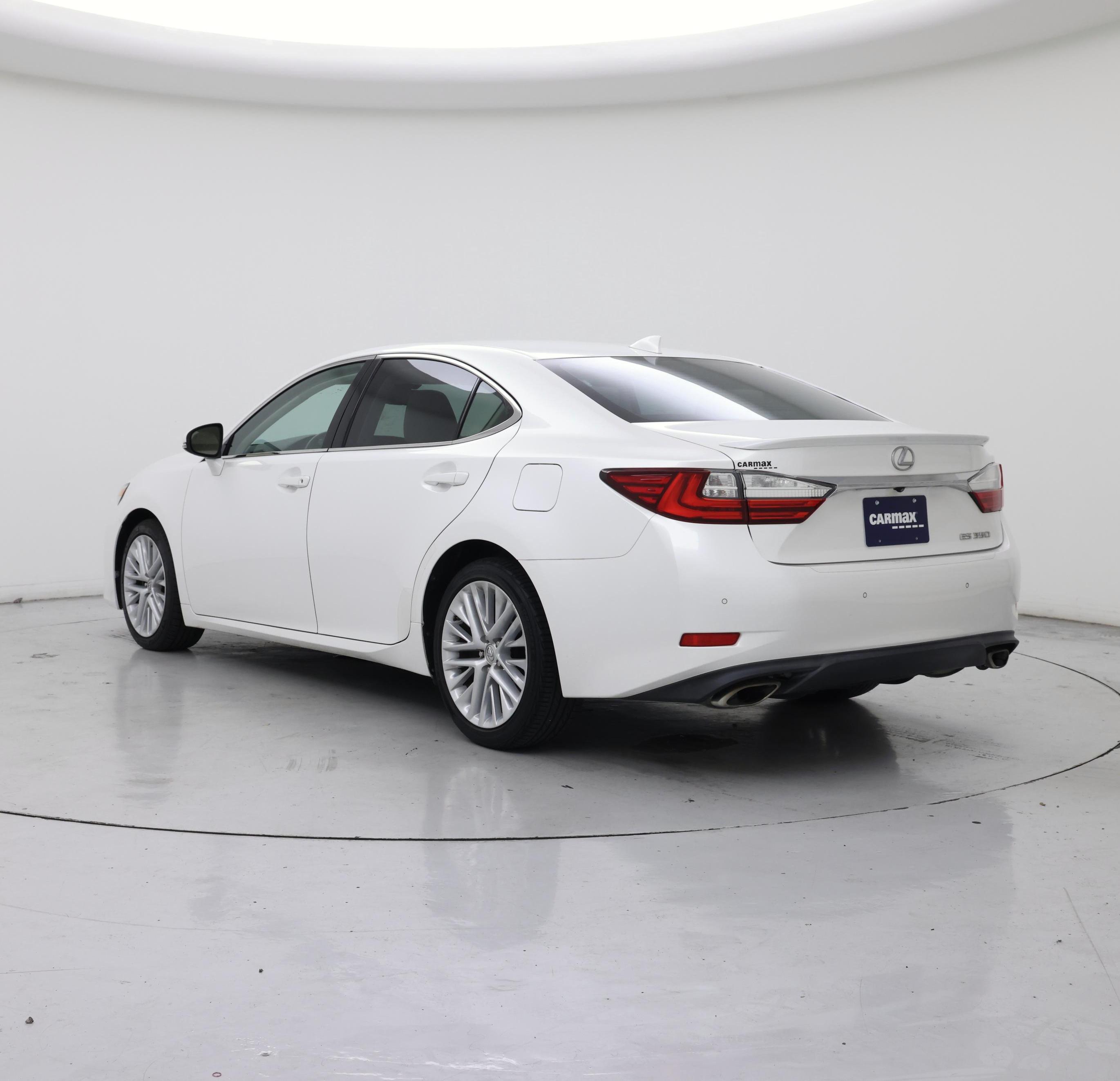 Thumbnail: 2017 Lexus ES - 2