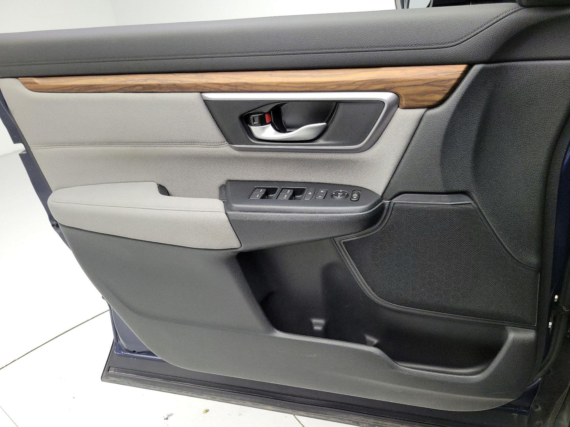 Thumbnail: 2017 Honda CR-V - 12