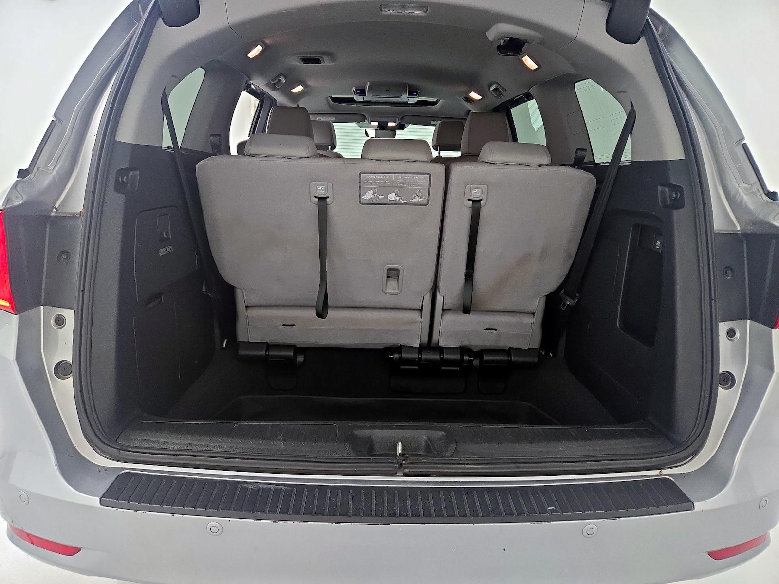 2020 Honda Odyssey Elite - Photo 24