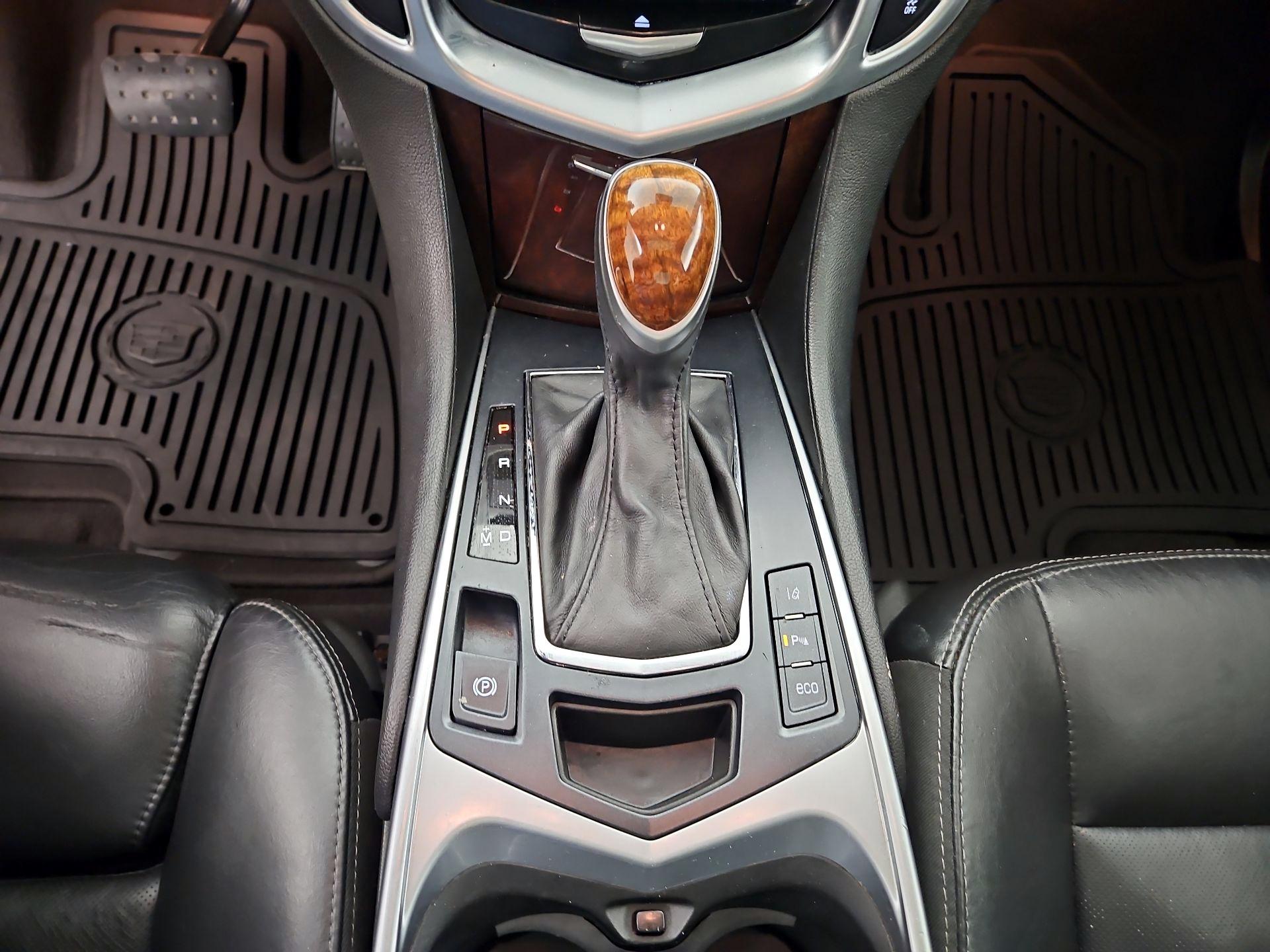 Thumbnail: 2016 Cadillac SRX - 18