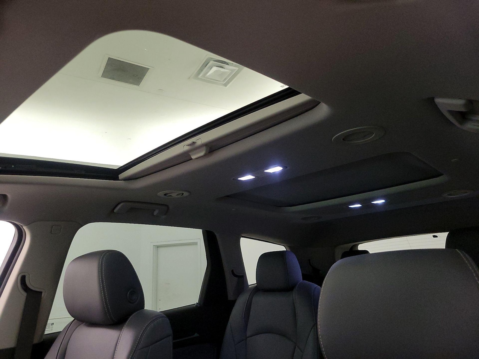 Sunroof(s) & Skylight(s)