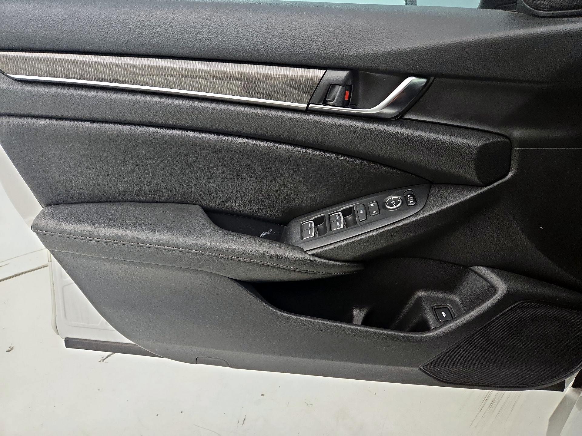 Thumbnail: 2020 Honda Accord - 12