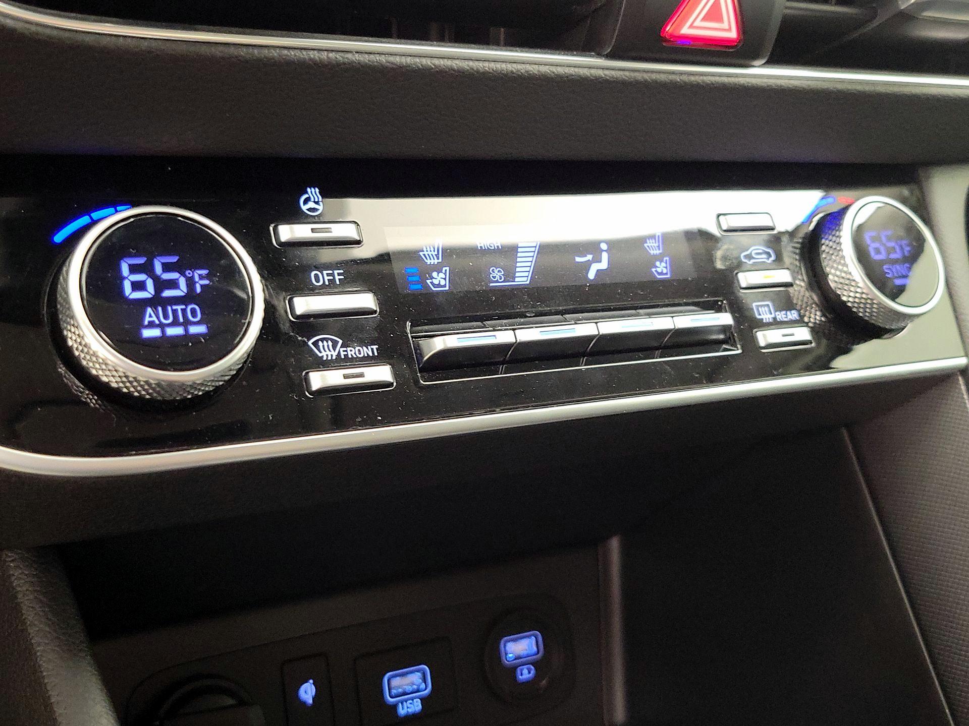 Thumbnail: 2020 Hyundai Sonata - 17