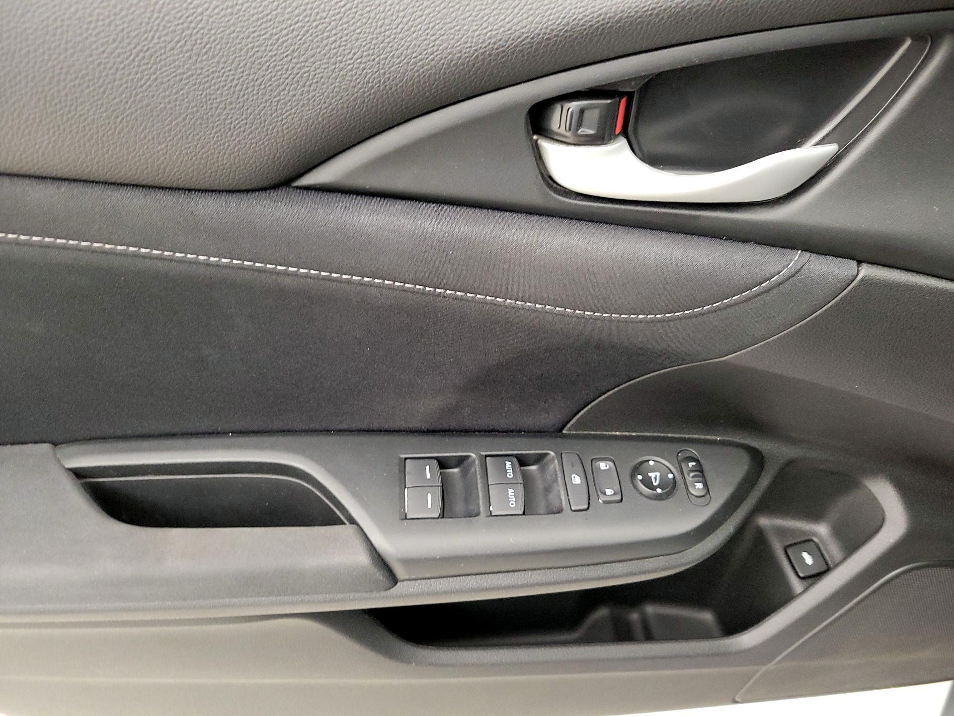 Thumbnail: 2022 Honda Insight - 12