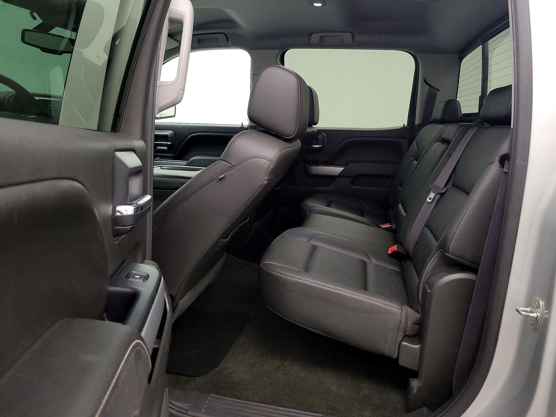 Thumbnail: 2016 Chevrolet Silverado 1500 - 19