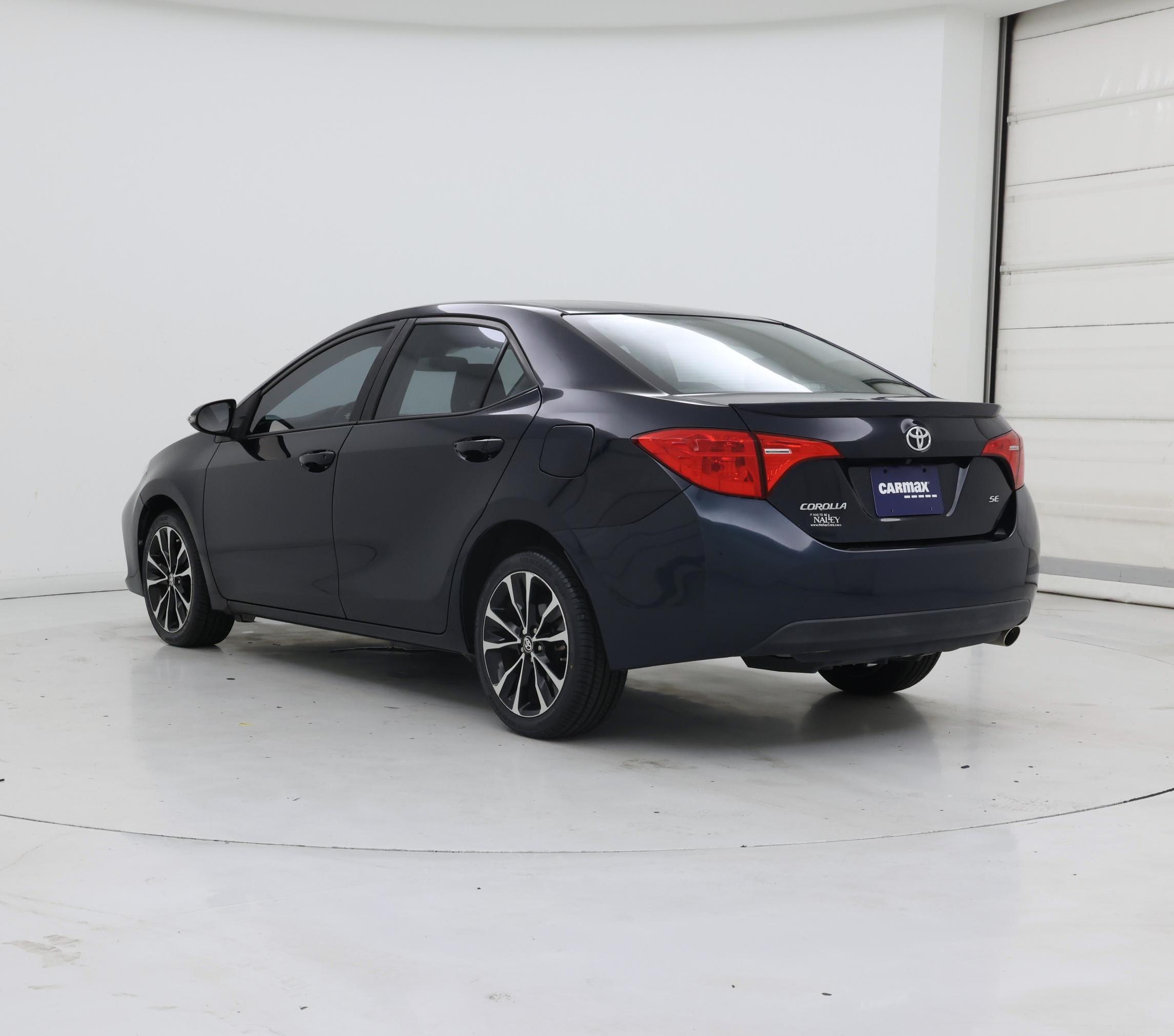 Thumbnail: 2017 Toyota Corolla - 2