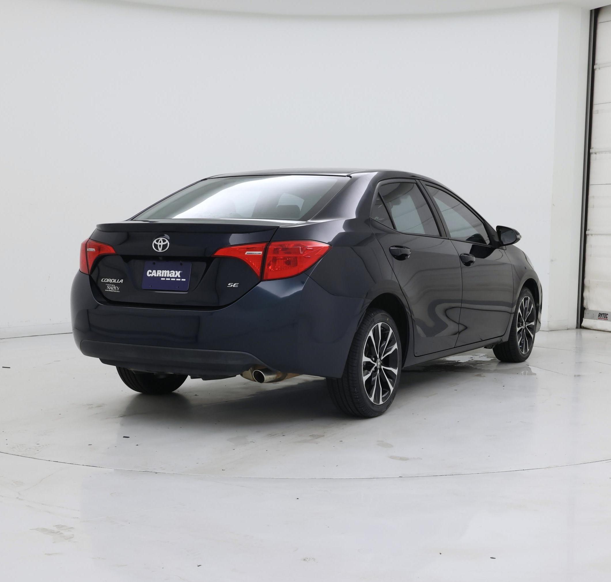 Thumbnail: 2017 Toyota Corolla - 8