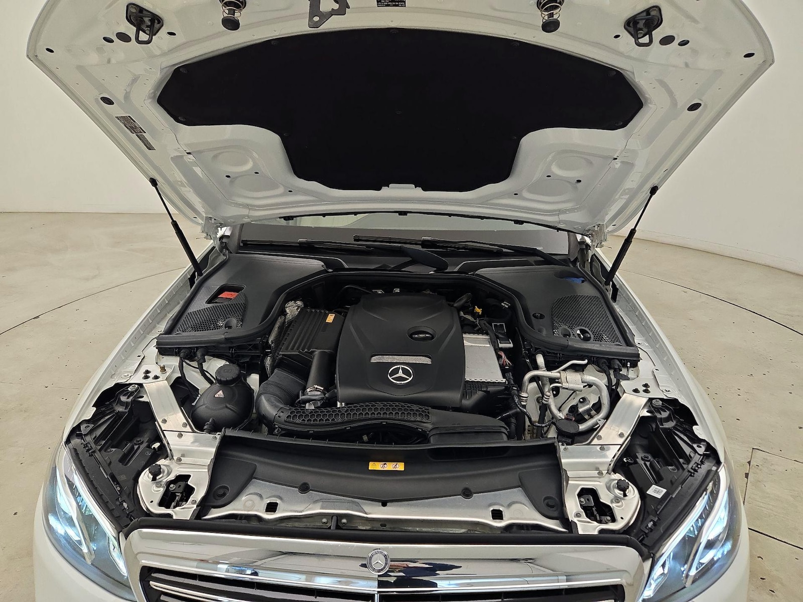 2017 Mercedes-Benz E-Class E300 - Photo 24