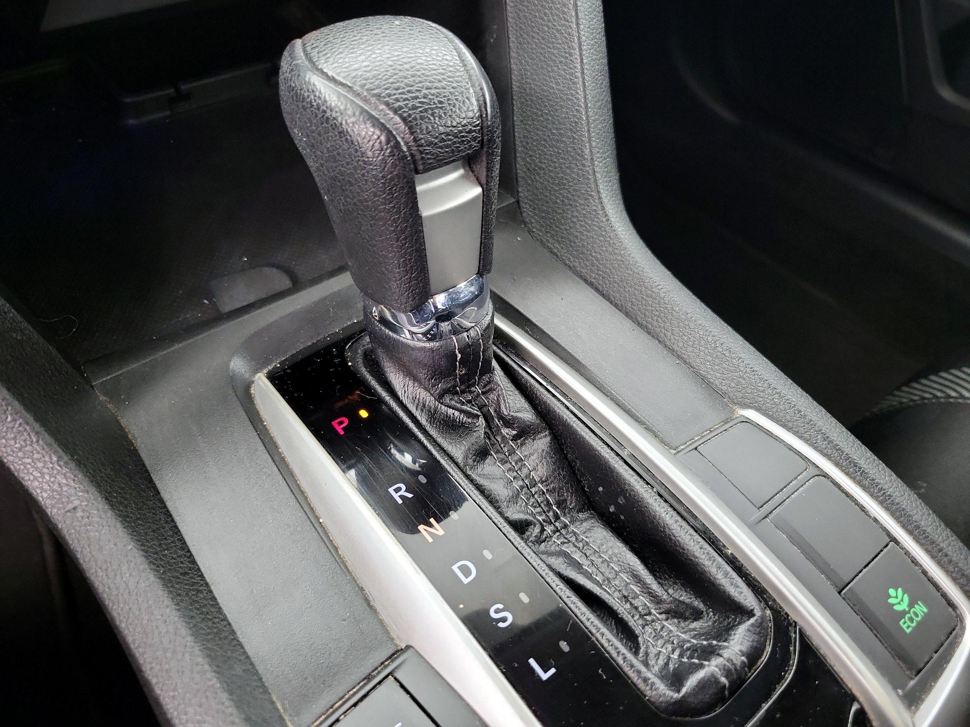 Thumbnail: 2016 Honda Civic - 17