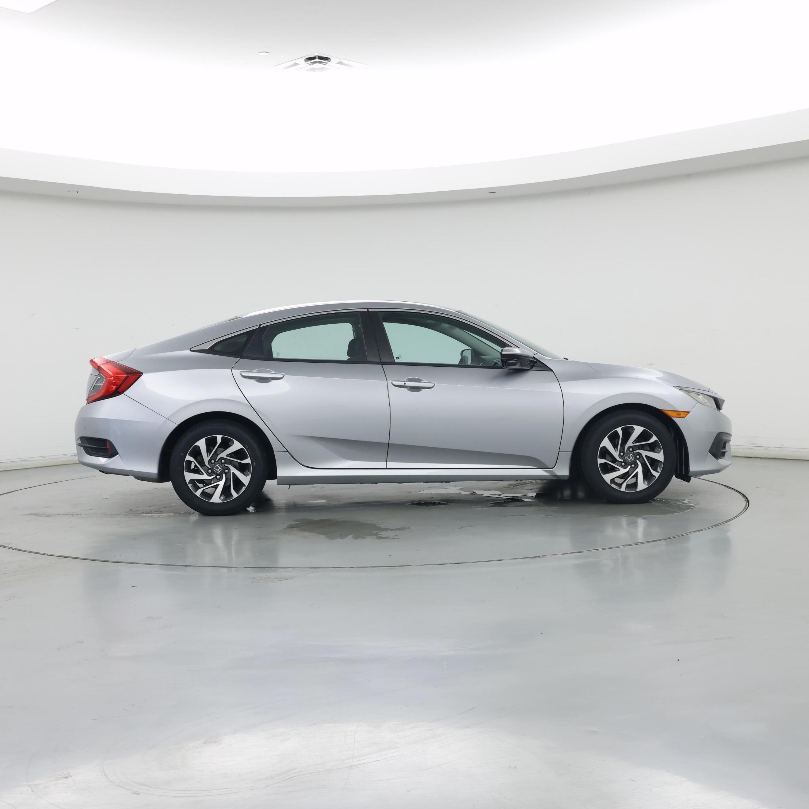 Thumbnail: 2016 Honda Civic - 7