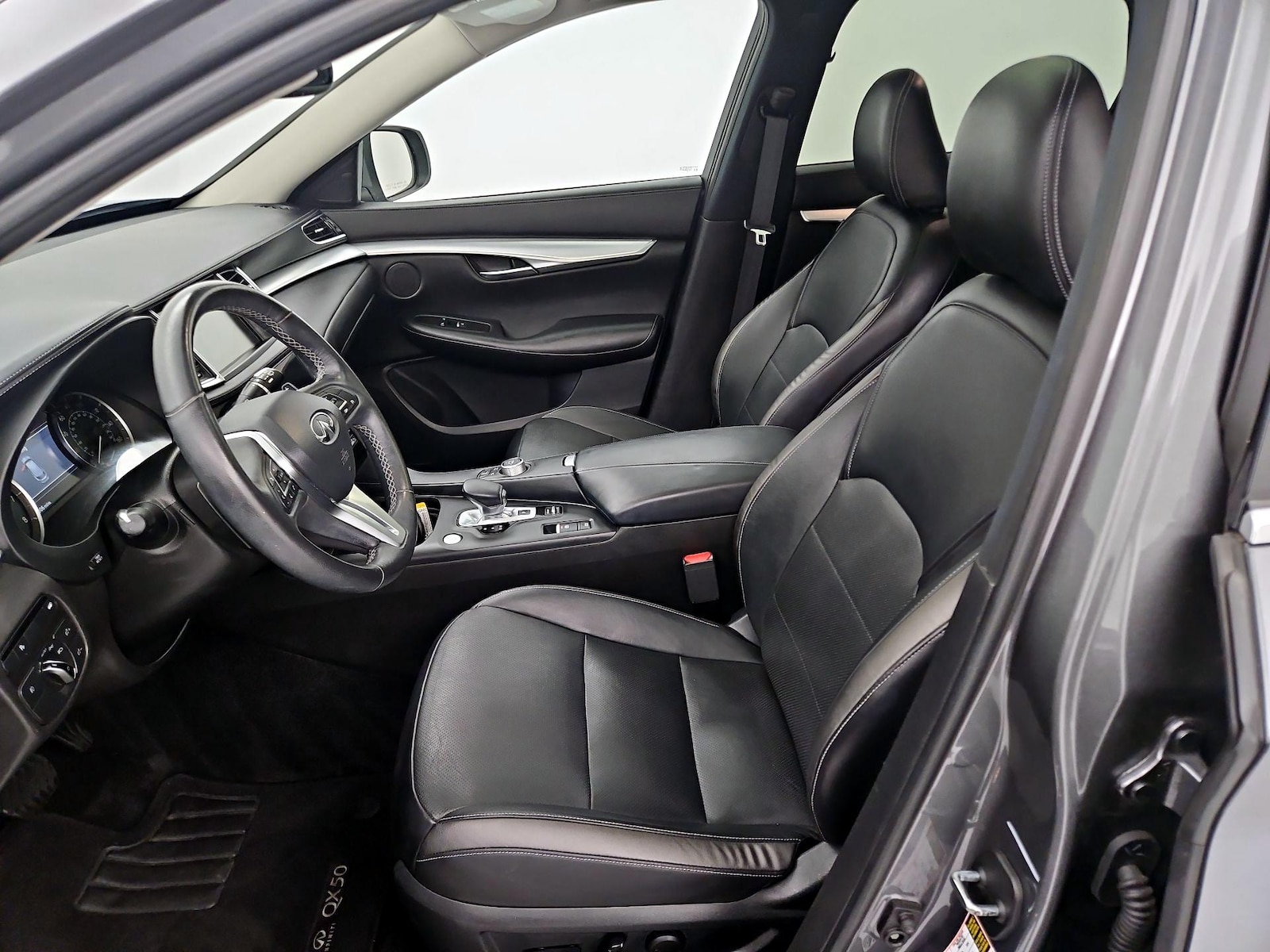 2019 INFINITI QX50 Essential - Photo 12