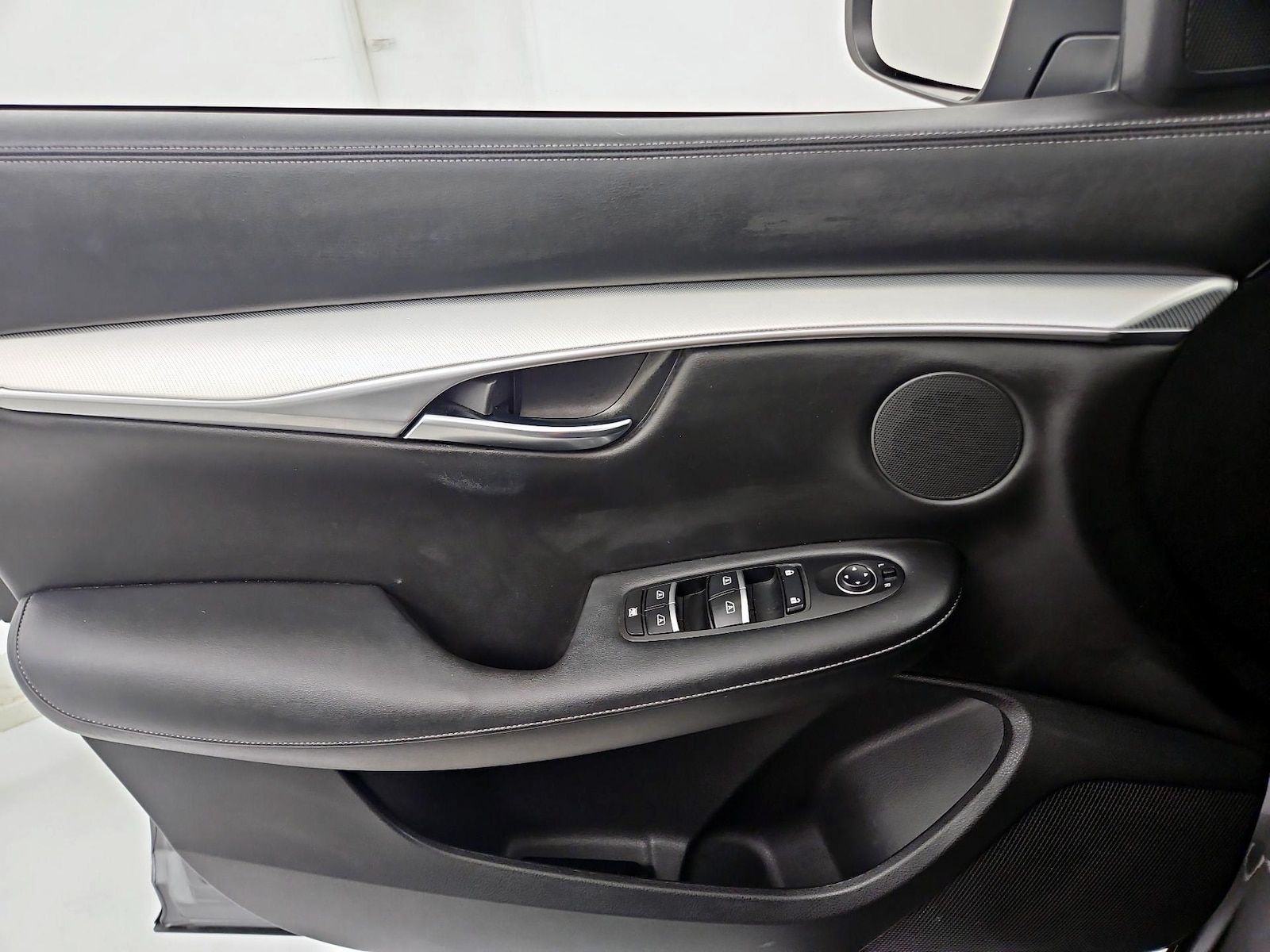 2019 INFINITI QX50 Essential - Photo 13