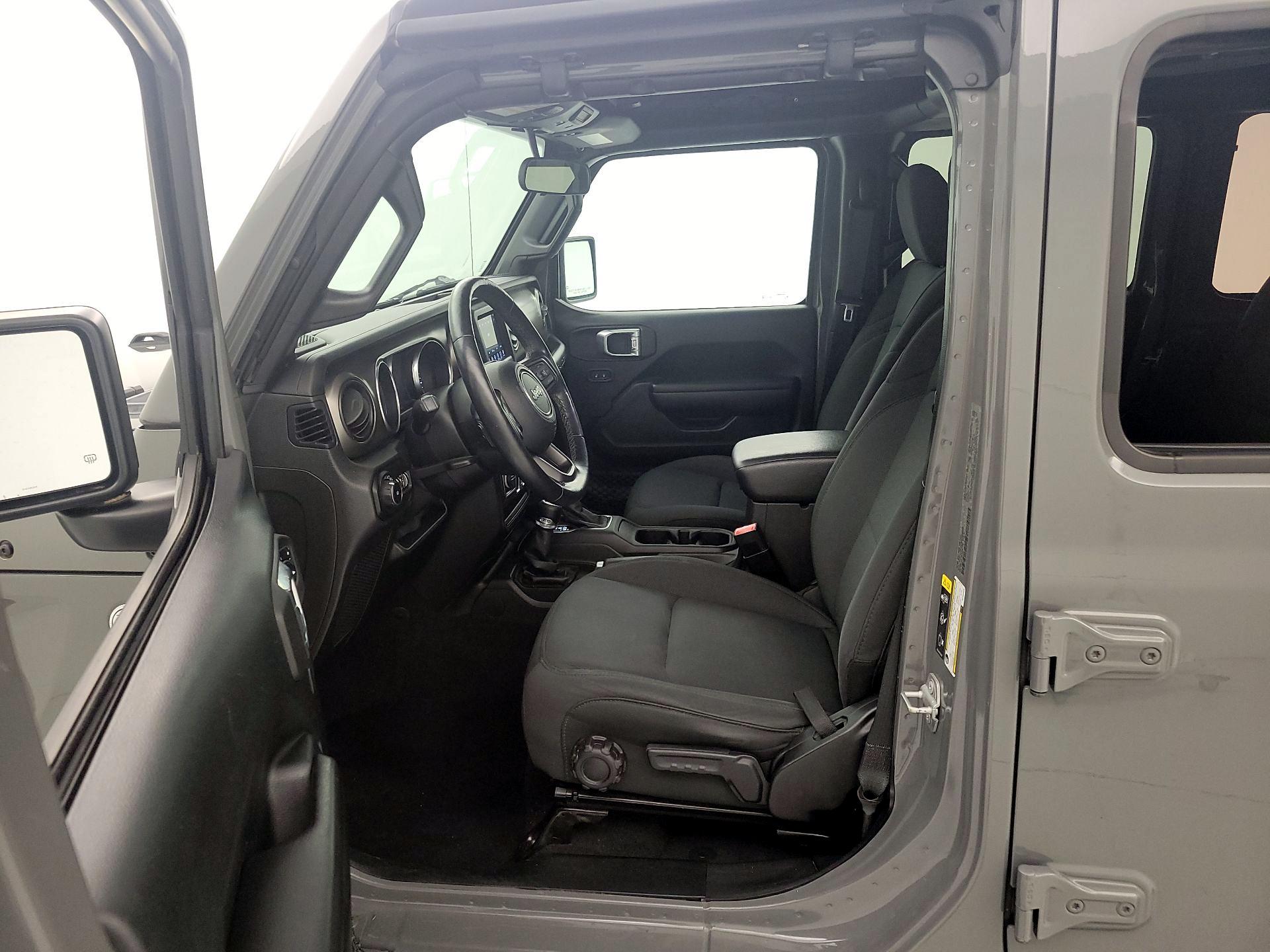 Thumbnail: 2021 Jeep Wrangler - 11