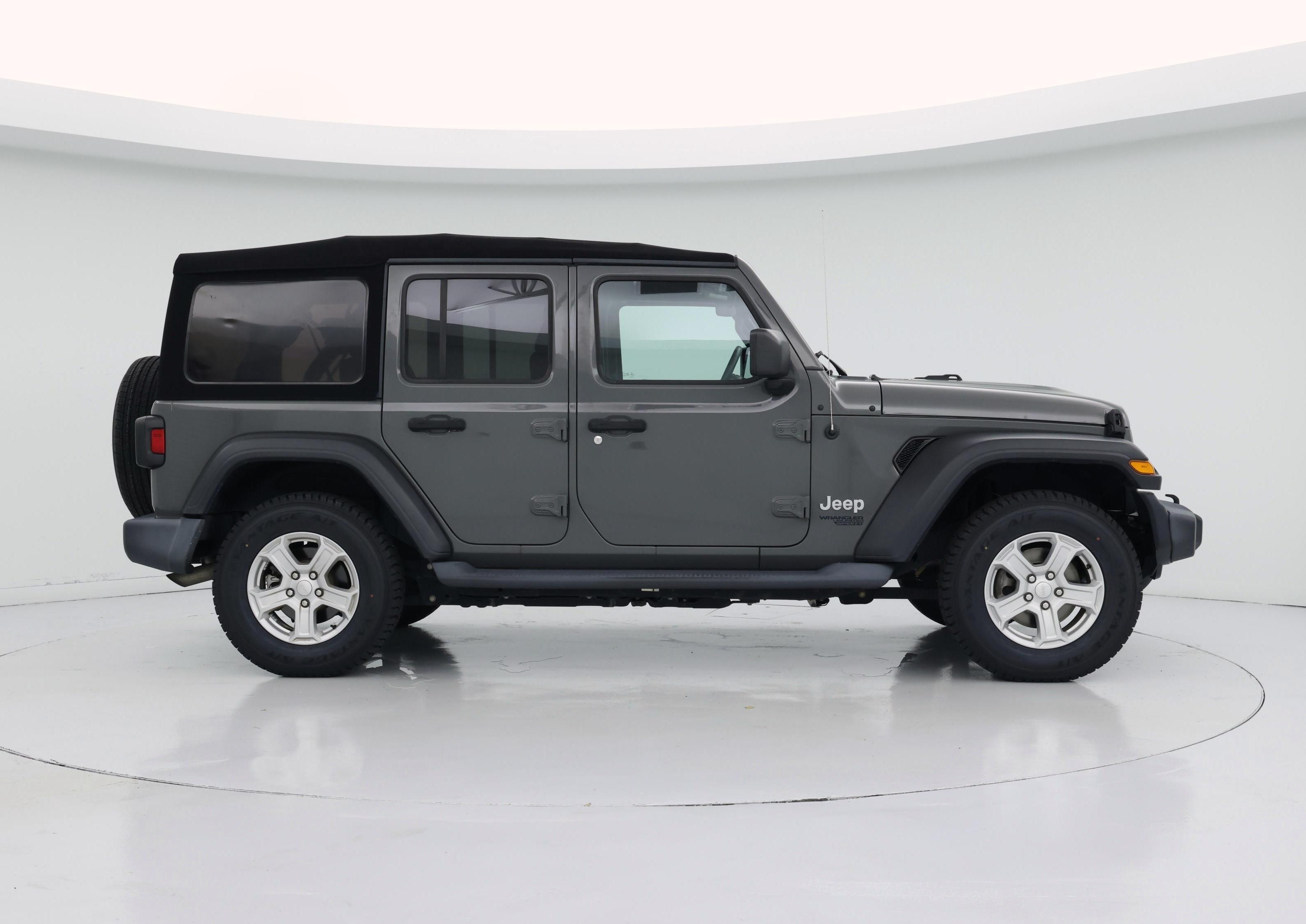 Thumbnail: 2021 Jeep Wrangler - 7
