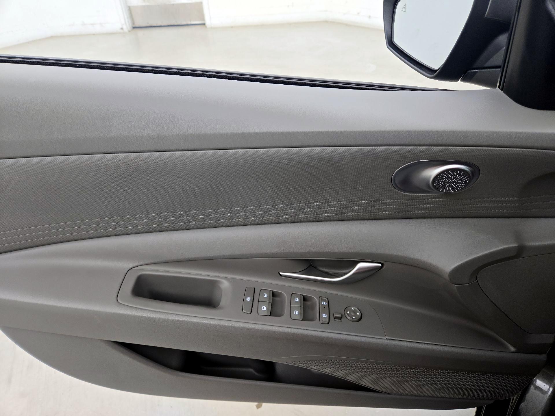 Thumbnail: 2026 Hyundai Elantra - 12