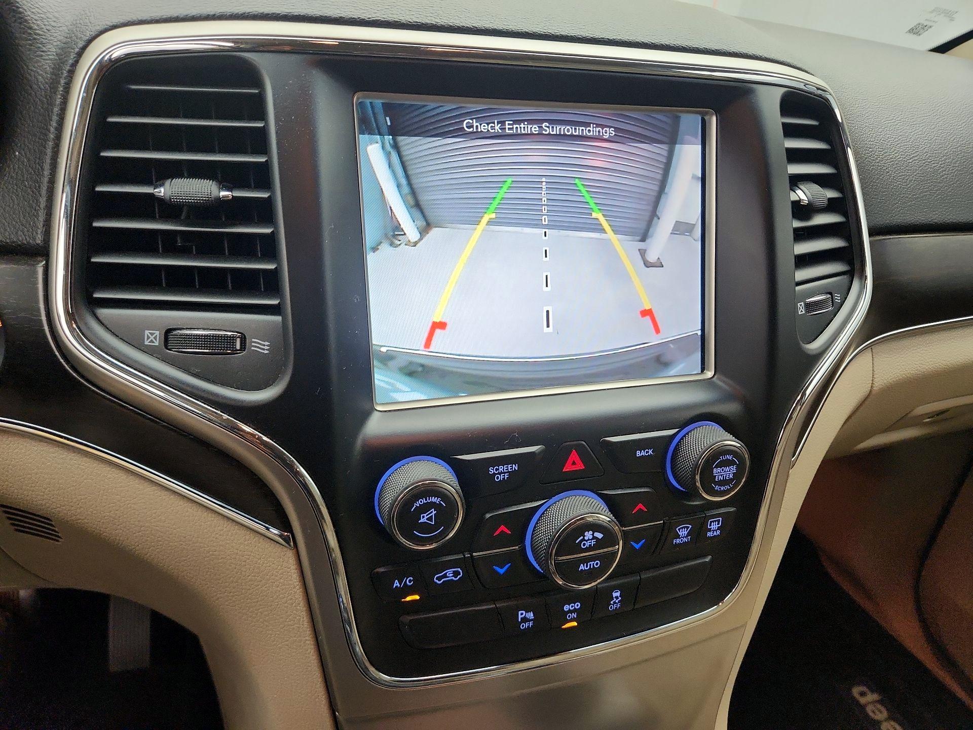 Thumbnail: 2014 Jeep Grand Cherokee - 15