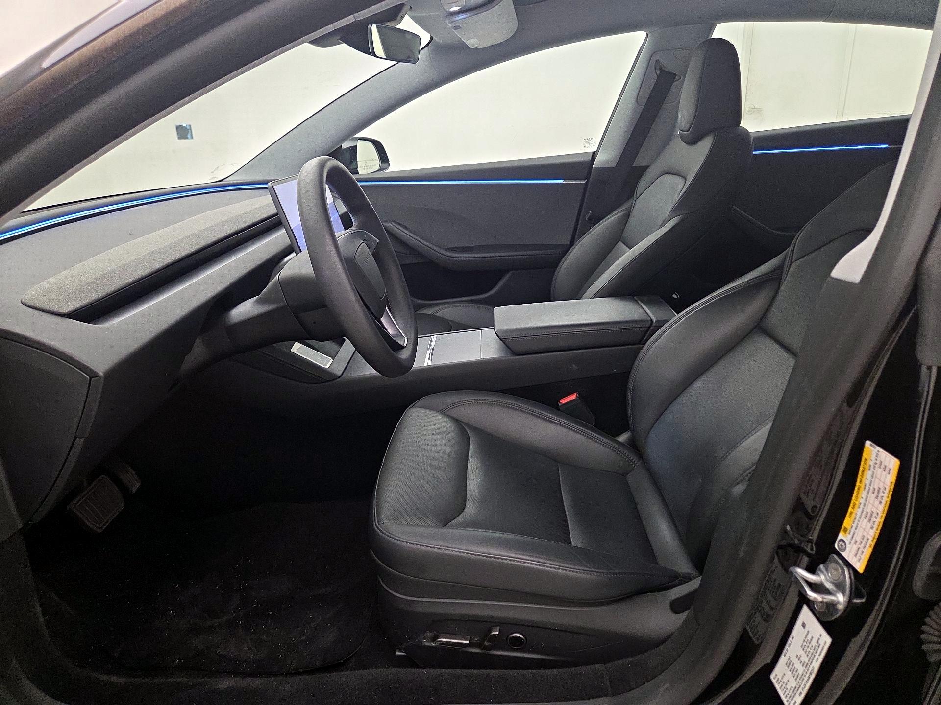 Thumbnail: 2025 Tesla Model 3 - 11