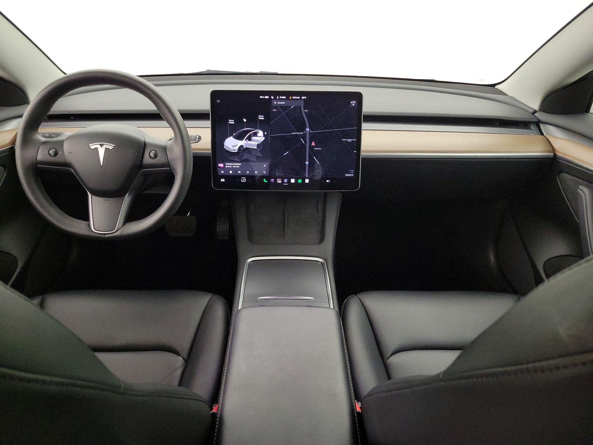 Thumbnail: 2023 Tesla Model 3 - 9